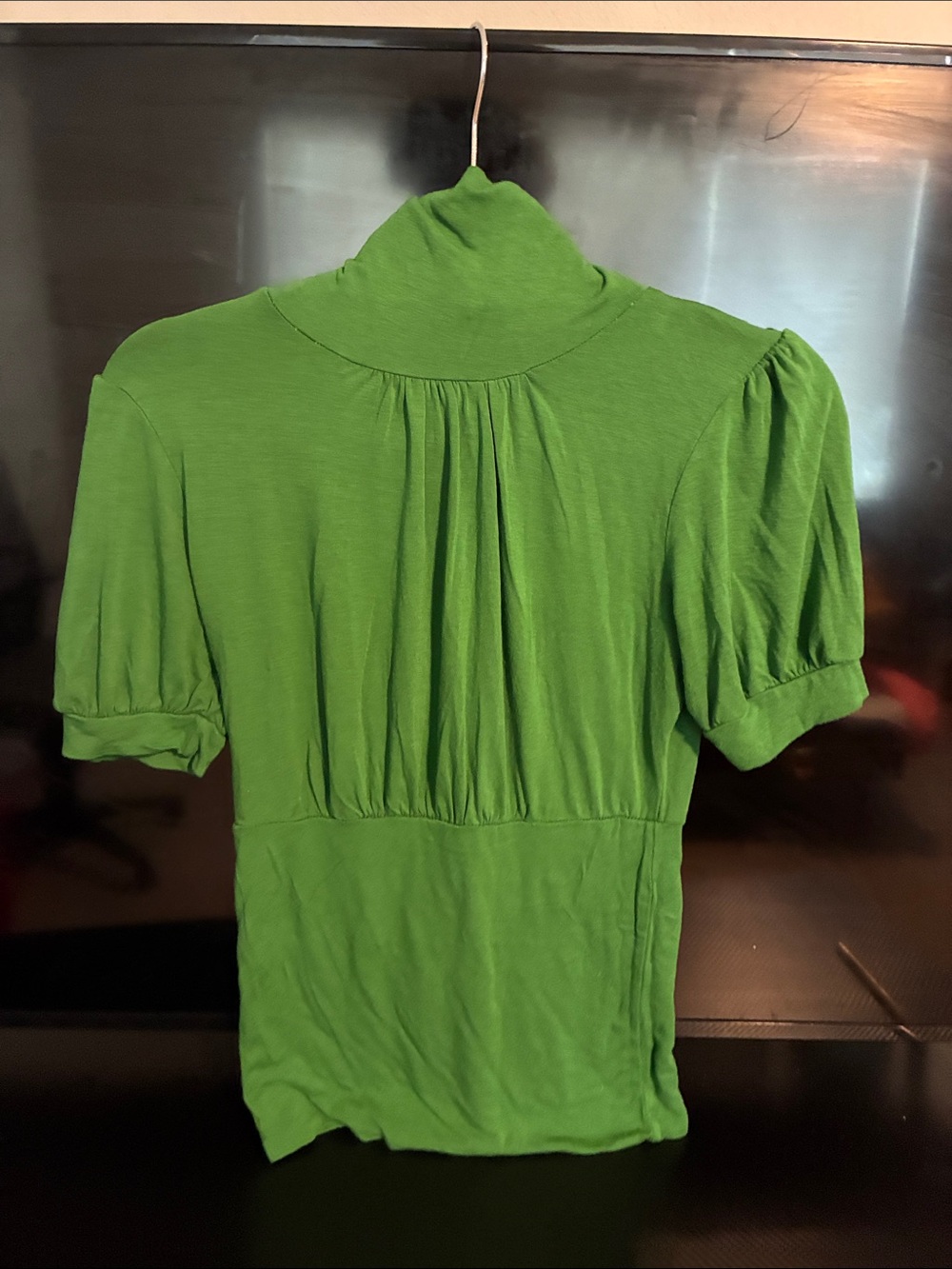 Forever 21 Green Short Sleeve Mock Neck Top